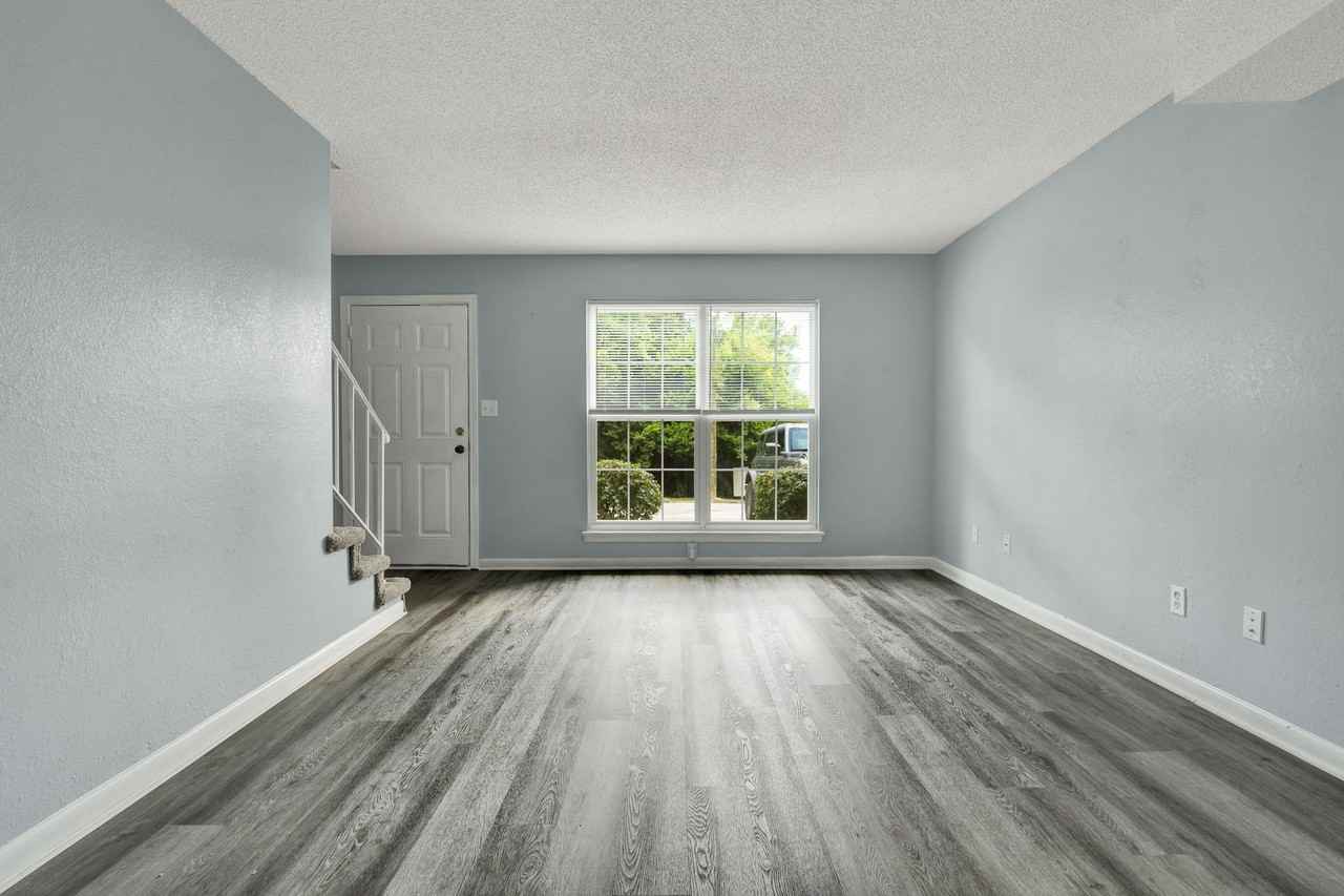 1312 Ely Rd #10 - Photo 4 of 16