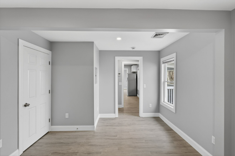 122 Brookside Ave #B - Photo 6 of 8
