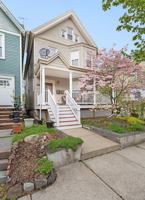 featured image of 53 Portland Pl #1