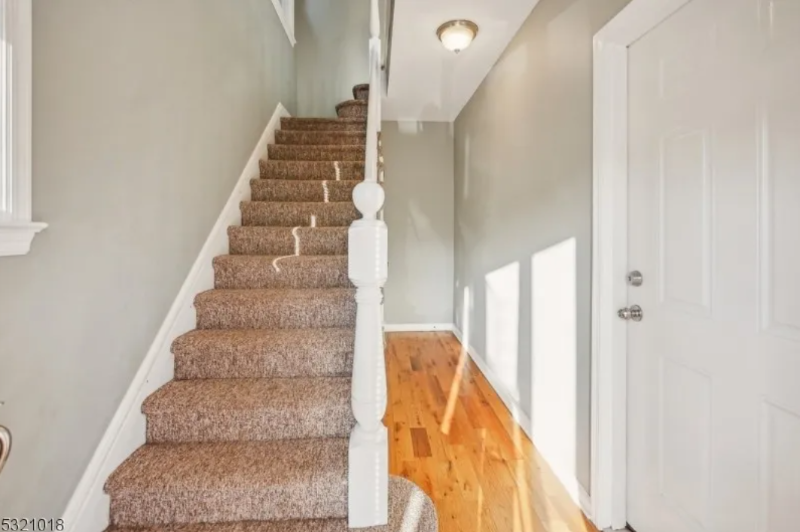 53 Portland Pl #1 - Photo 4 of 34