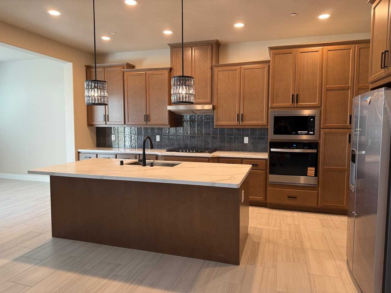 362 Tigris St - Photo 3 of 10