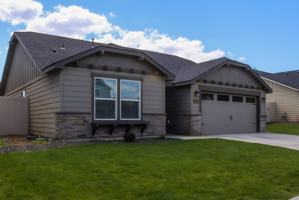 featured image of 6104 Cottonwood Loop
