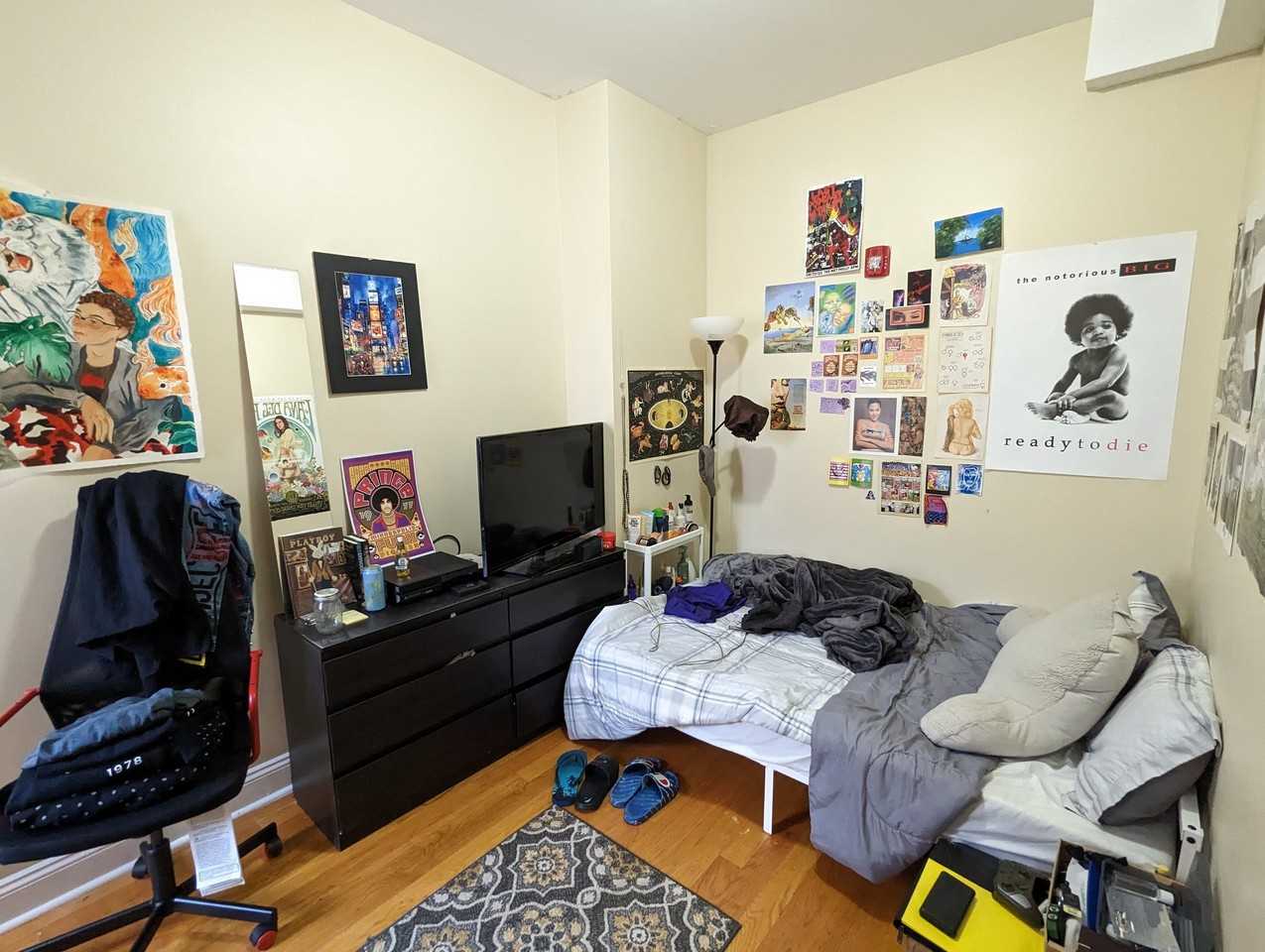 2329 N Park Ave #C5 - Photo 3 of 14