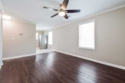 407 Angier Ave Ne #101 - Photo 2 of 8