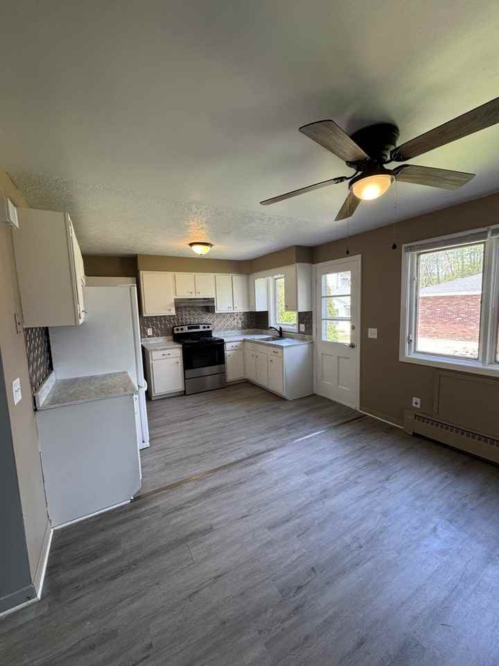 3736 Woodford Ave Nw #3738 - Photo 4 of 19