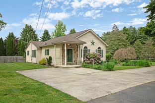 605 Hidden Ln - Photo 1 of 1