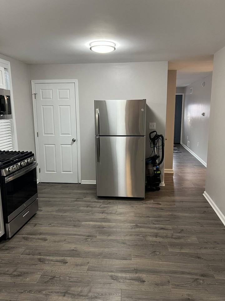 20 Charles St - Photo 3 of 10