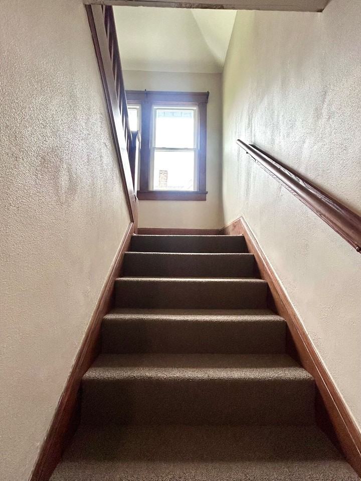 199 Beck Ave #3 - Photo 2 of 14