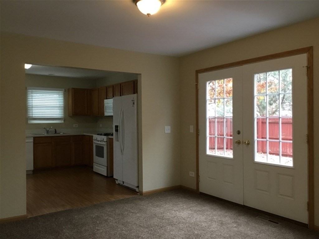 481 Pheasant Chase Dr - Photo 6 of 12