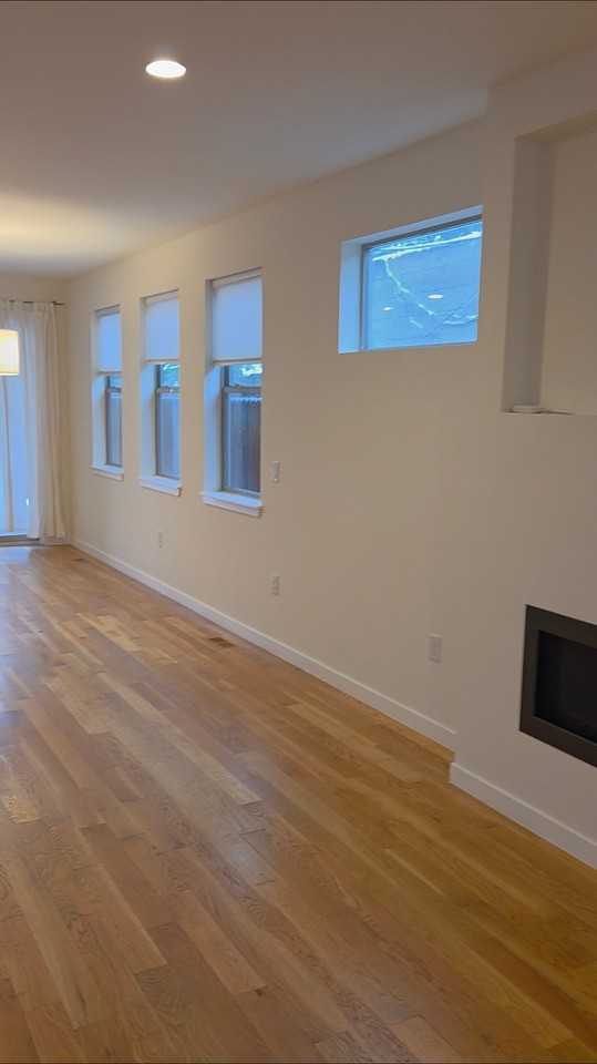 3786 N Williams St - Photo 4 of 12