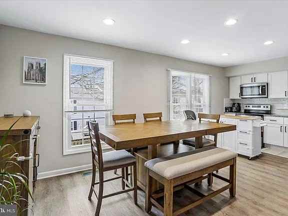 13036 Mill House Ct - Photo 3 of 19