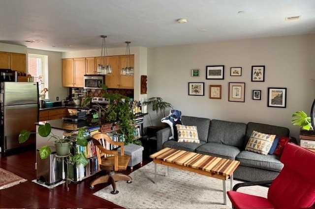 2020 Flagler Pl Nw - Photo 5 of 16