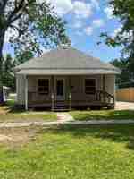 featured image of 322 N Delaware Ave