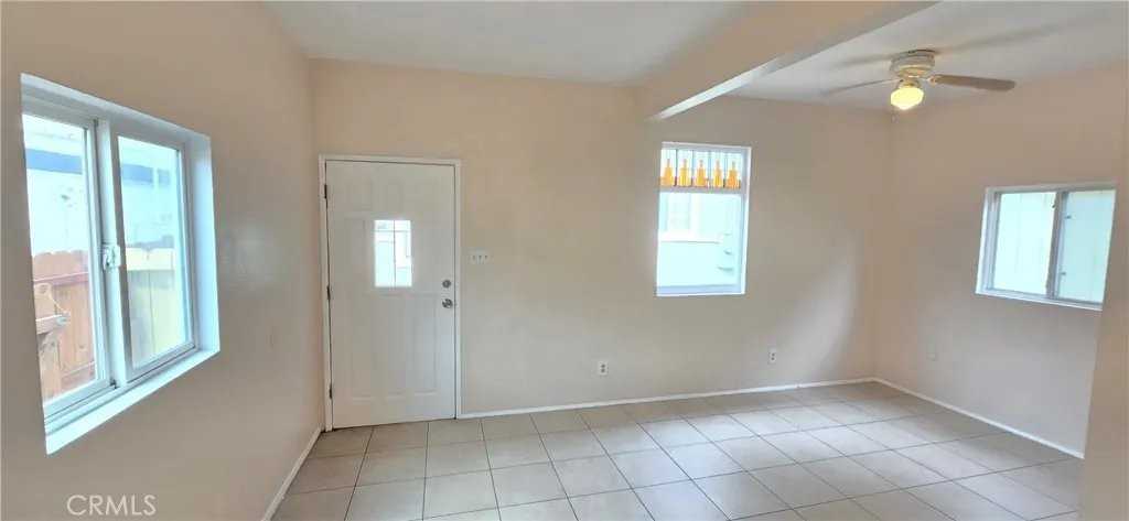 1060 Cherry Ave #A - Photo 4 of 18