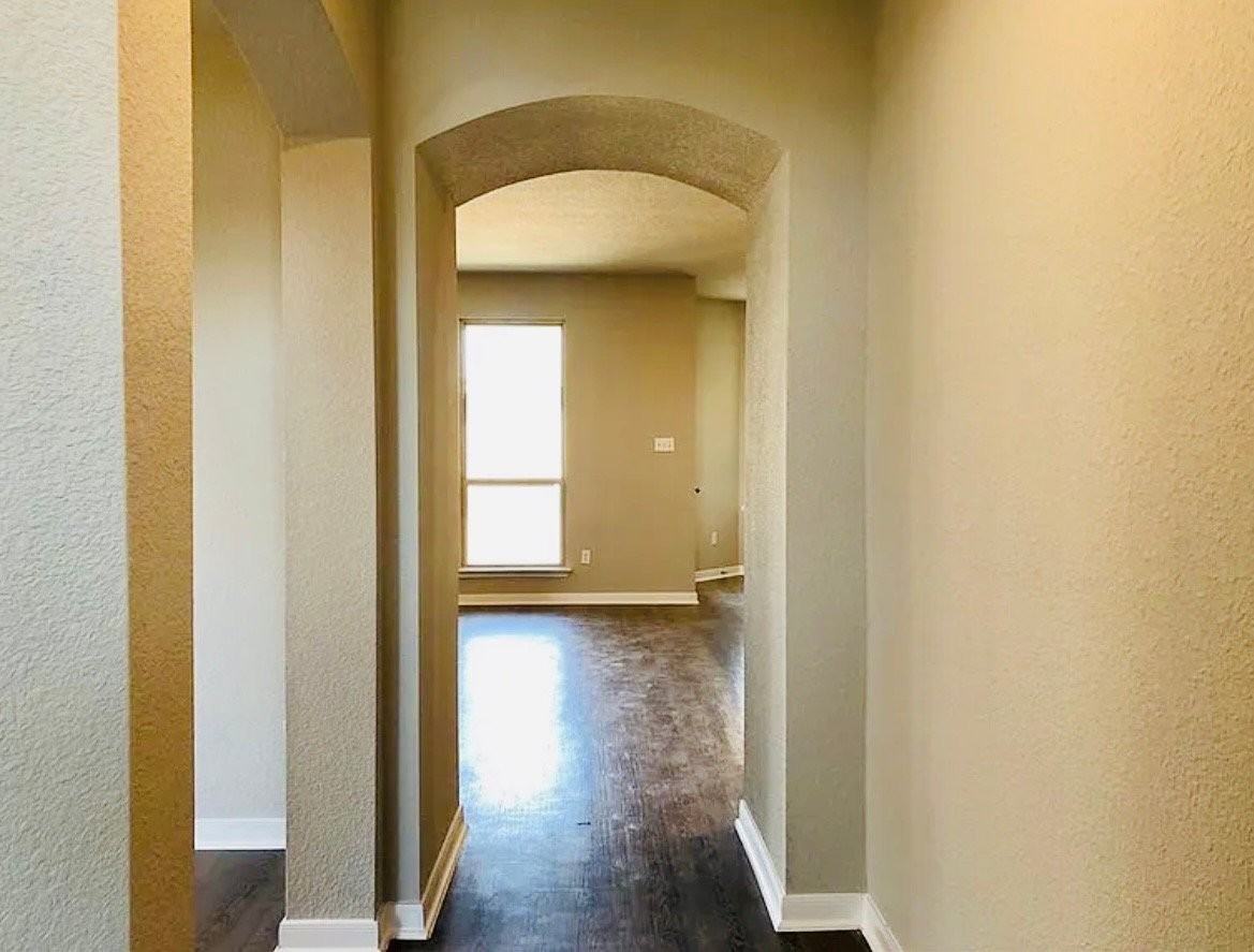 2708 Beutel Rd - Photo 6 of 15