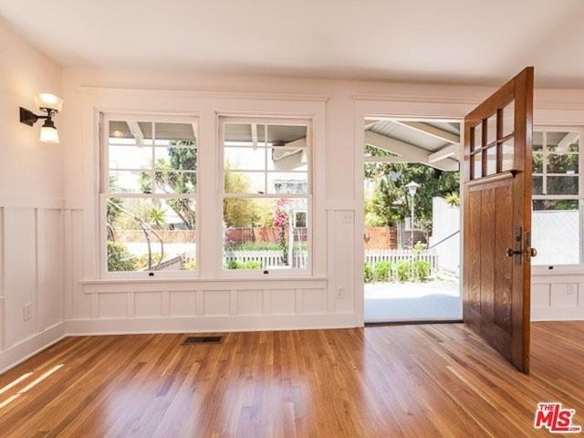 44 Dudley Ave - Photo 5 of 17