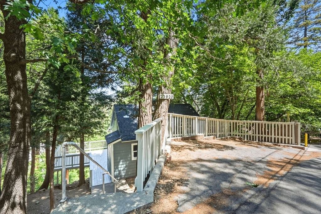 23920 Scenic Dr - Photo 5 of 19
