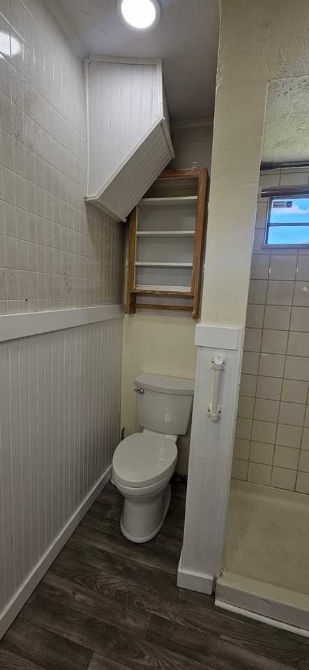 4315 Commercial St - Photo 5 of 8