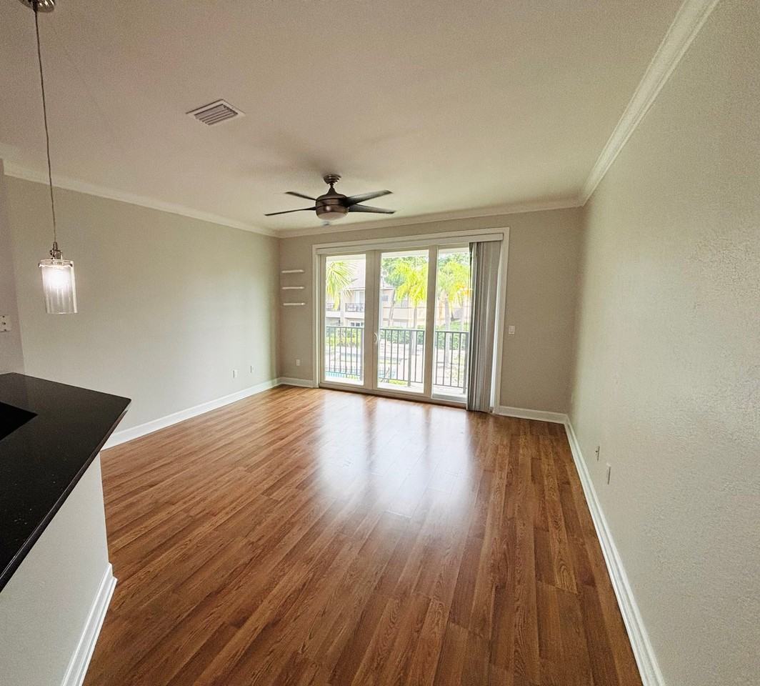 1032 Normandy Trace Rd - Photo 4 of 12