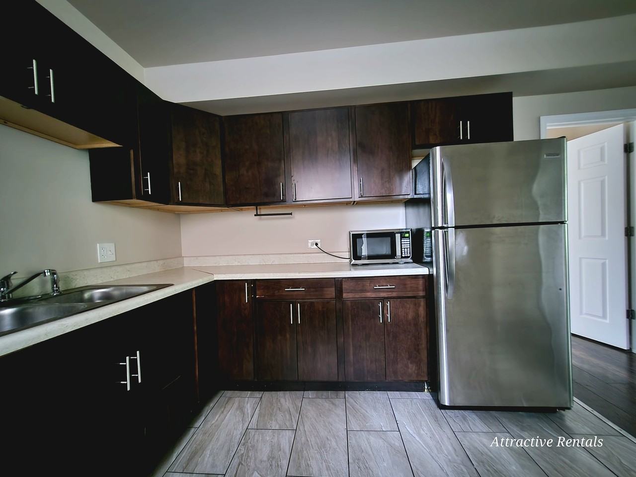 9825 S Loomis St #2 - Photo 4 of 10