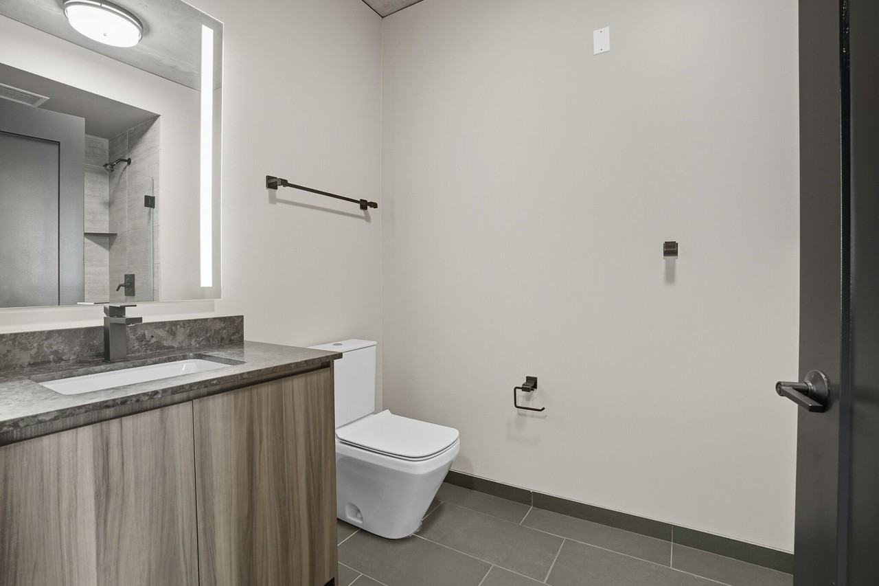 36 N Sangamon St - Photo 4 of 17