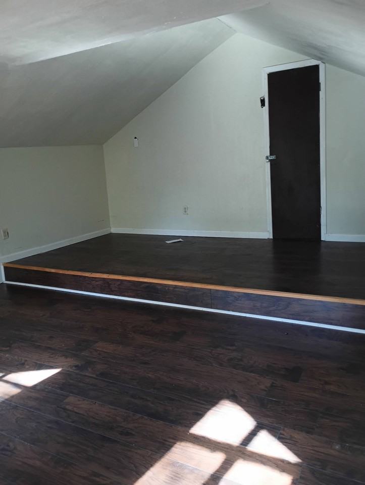 2120 E 3rd St - Photo 5 of 8