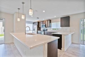 featured image of 7701 Nw 61st Ter