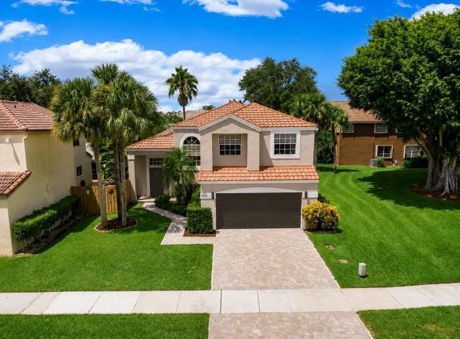 7701 Nw 61st Ter - Photo 2 of 8