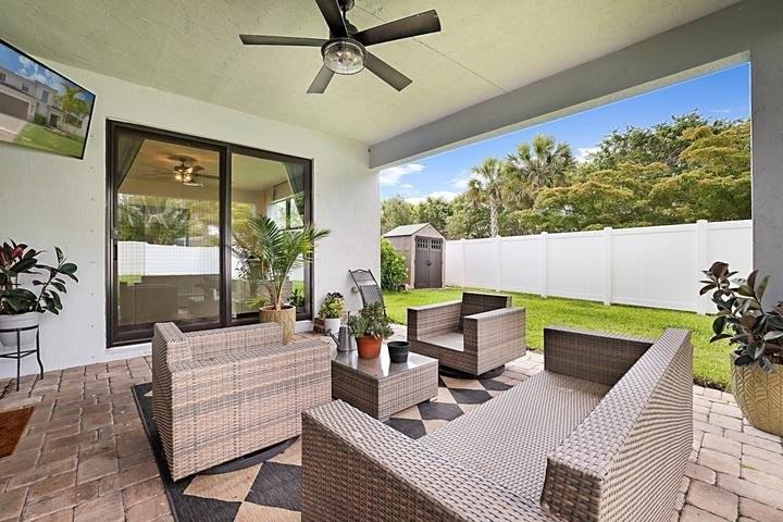 6151 Yerba Buena Ct - Photo 3 of 8