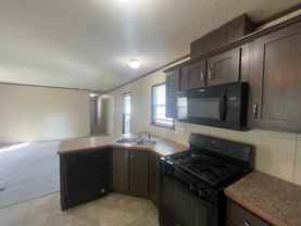 87 W Manor St - Photo 1 of 1