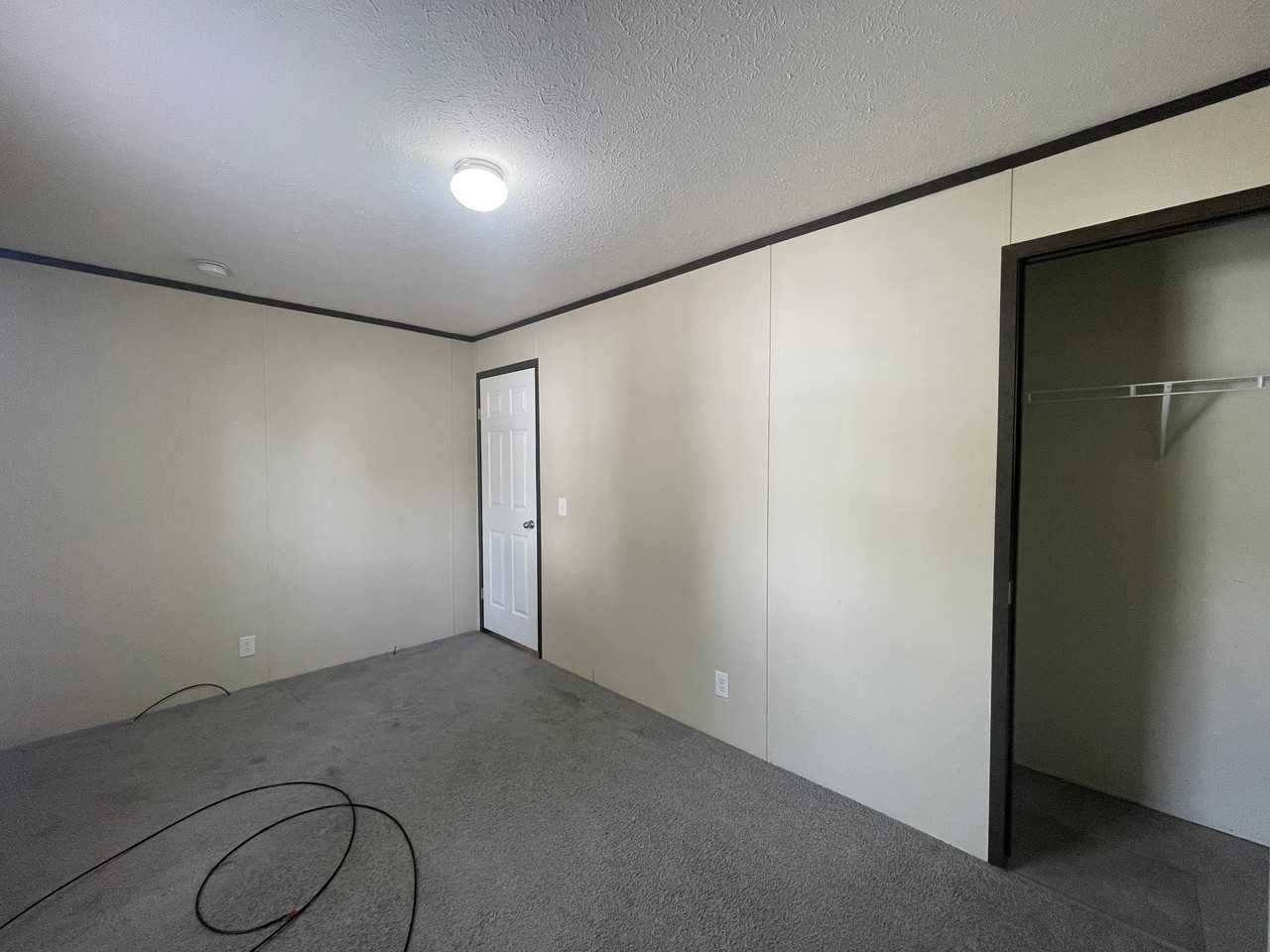 87 W Manor St - Photo 7 of 12