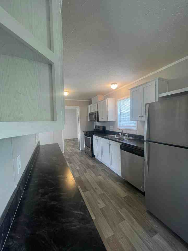 428 Laurel Leah - Photo 2 of 8