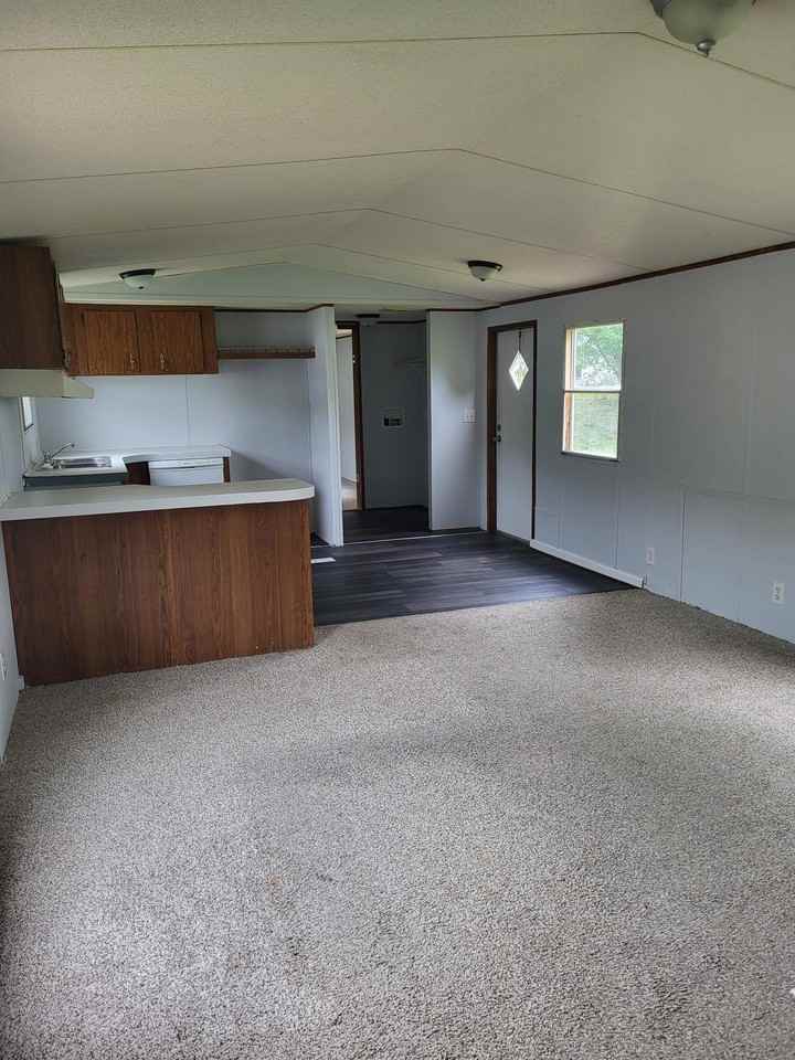 92 Elizabeth Dr #C7 - Photo 6 of 10