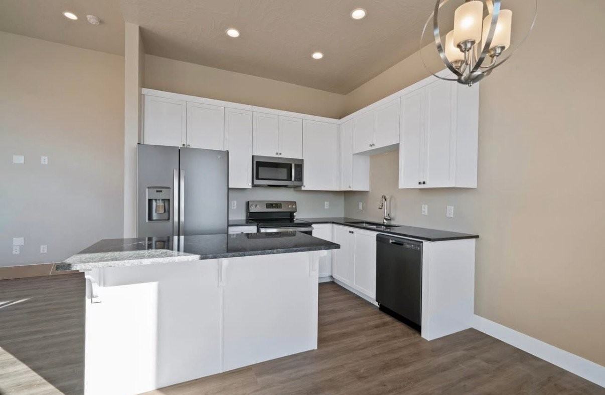 108 Black Rock Rd - Photo 4 of 11