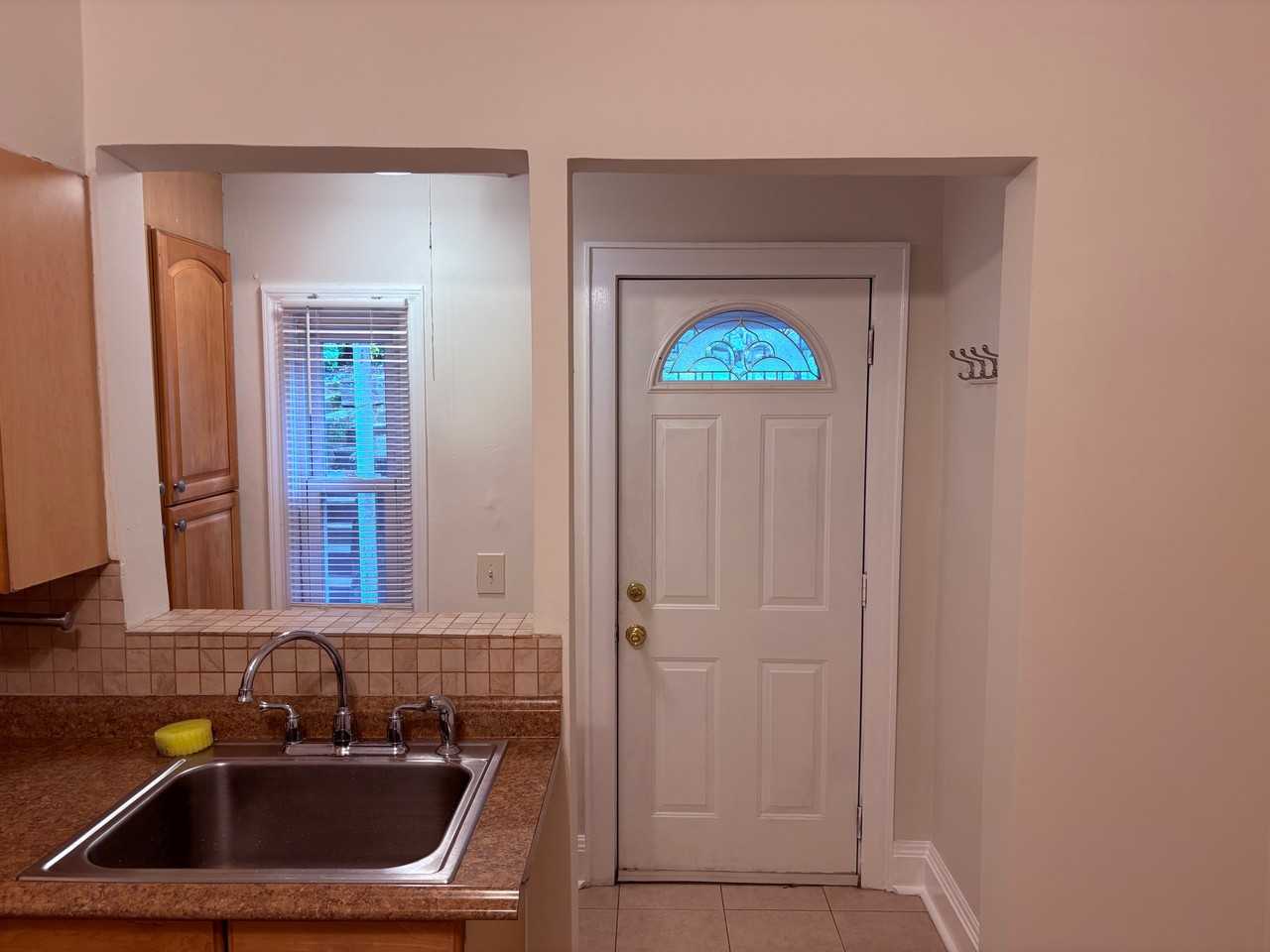 156 Wallace St #1 - Photo 4 of 15