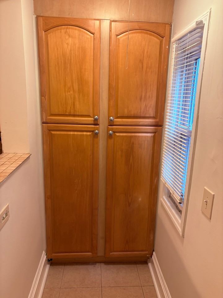 156 Wallace St #1 - Photo 5 of 15