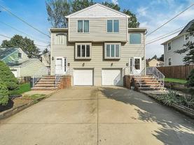 5 Roosevelt Ave #B - Photo 1 of 1