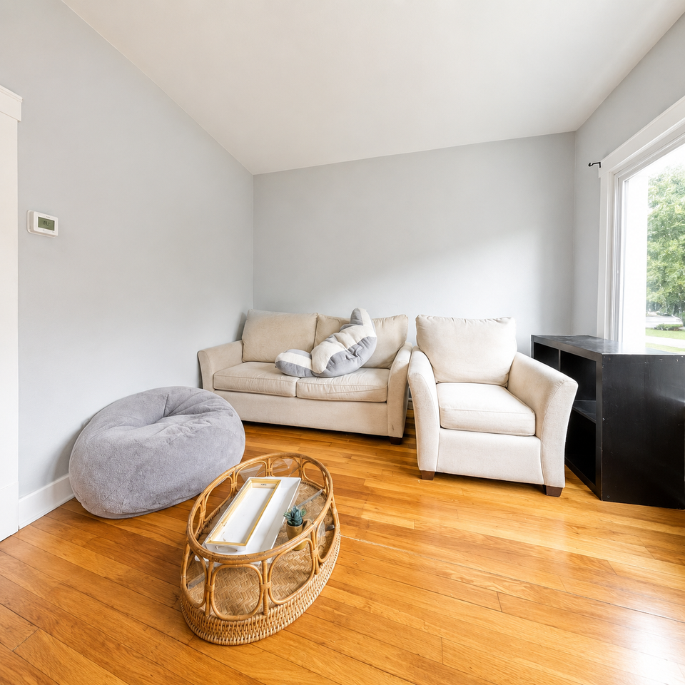 2106 Broadway Avenue #1 - Photo 2 of 6