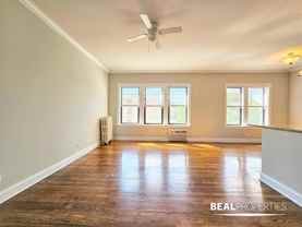 748 W Addison St #750S3 - Photo 1 of 1