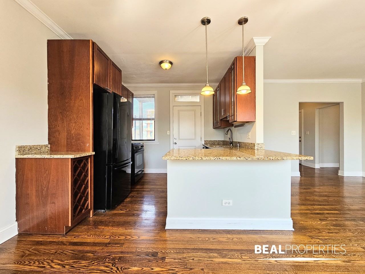 748 W Addison St #750S3 - Photo 3 of 14