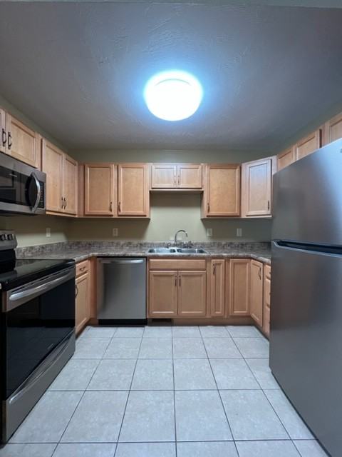 632 Donavin Dr #1 - Photo 5 of 23