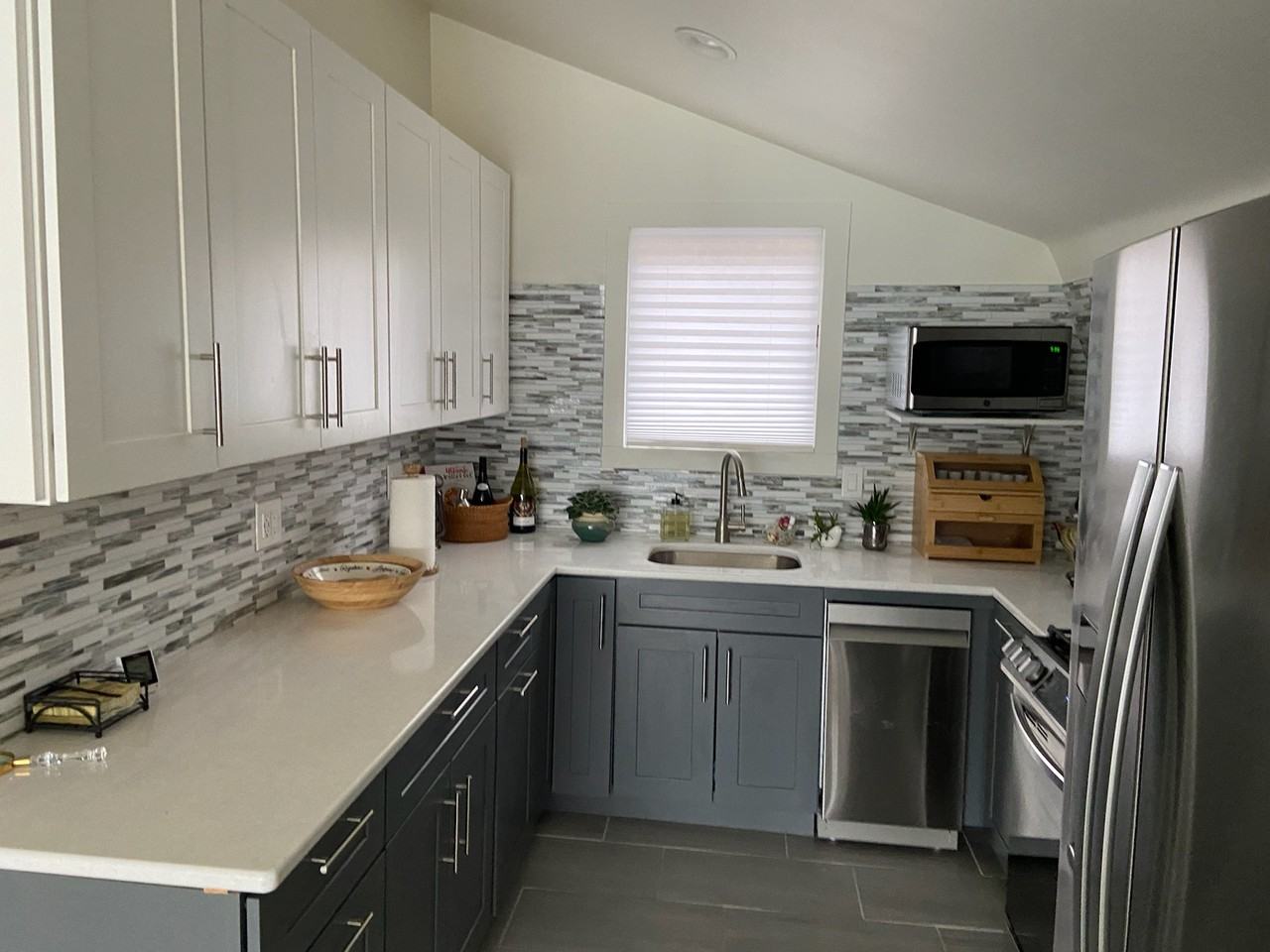1288 E Shore Dr #A - Photo 5 of 10