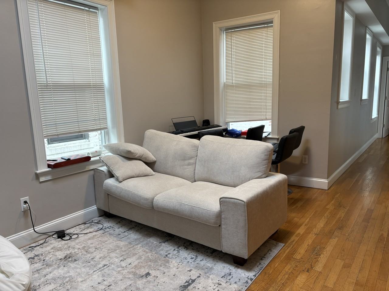 23 Saint Lukes Rd #8 - Photo 4 of 12