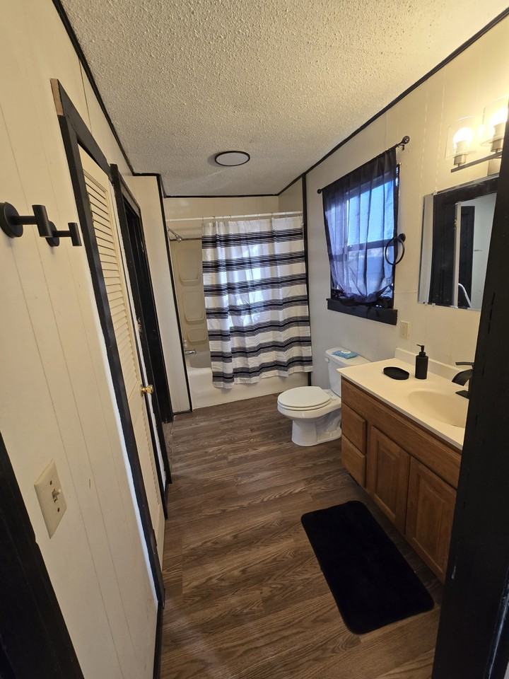 1210 N Crain St #NA - Photo 6 of 12