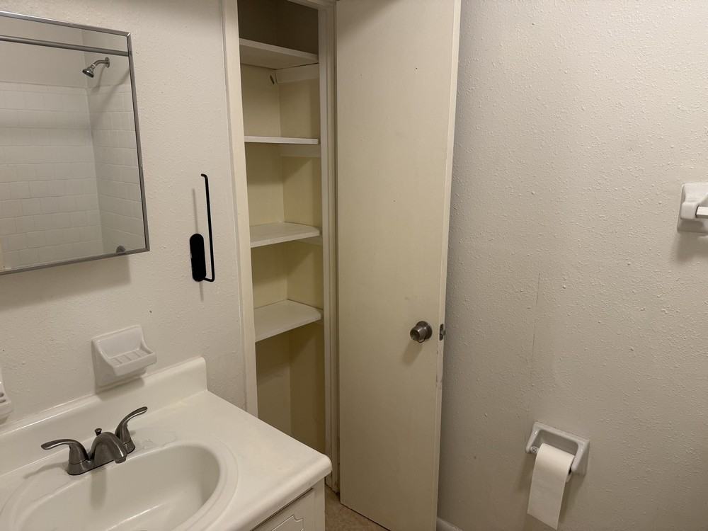 8030 Stark Ave #B - Photo 5 of 5