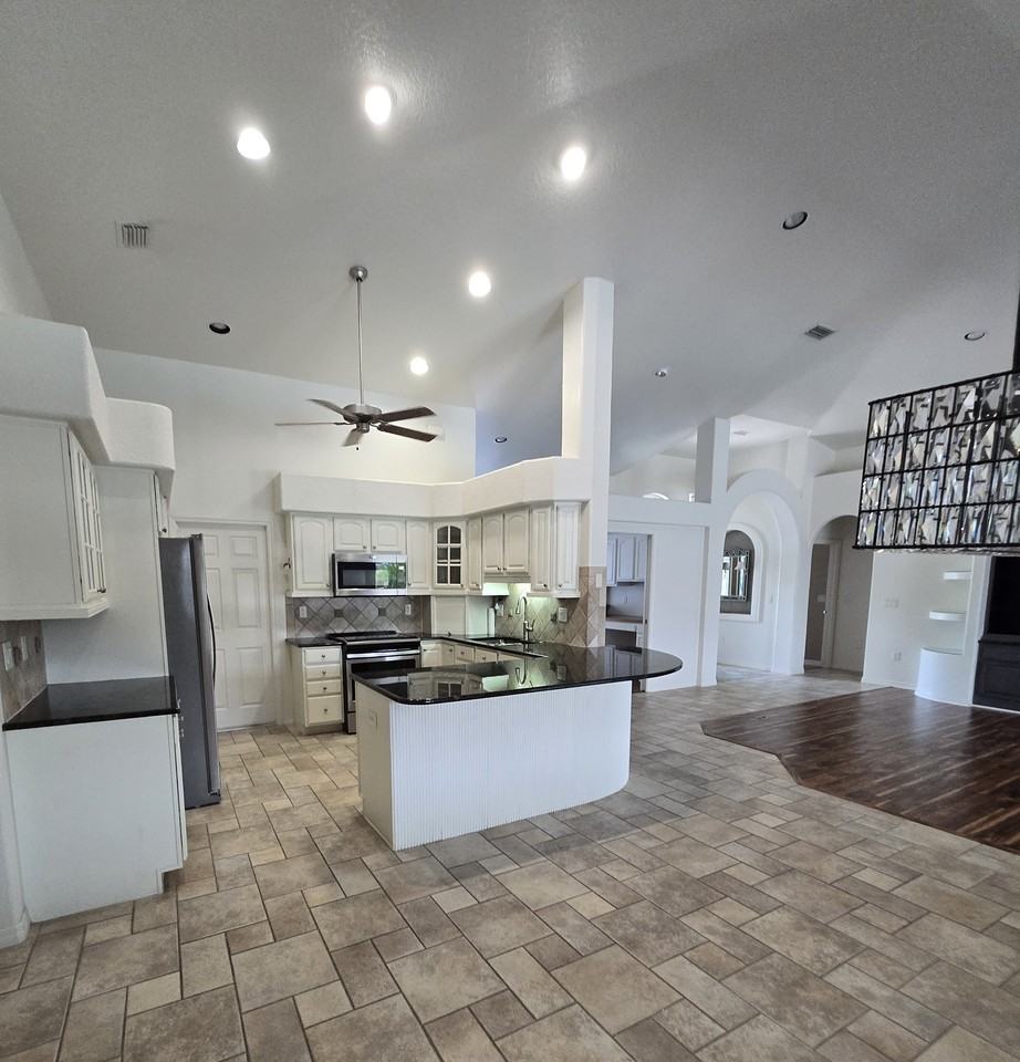 810 Bunker View Dr #NA - Photo 4 of 18