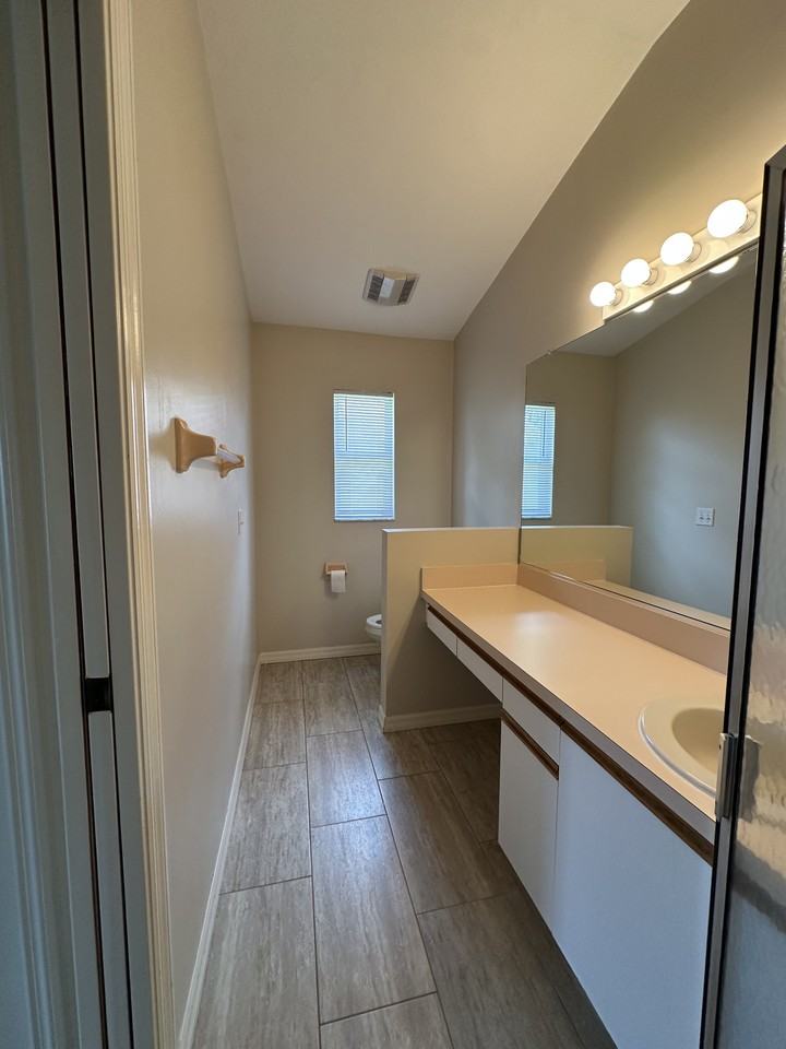 703 W Sunbird Path #NA - Photo 3 of 18