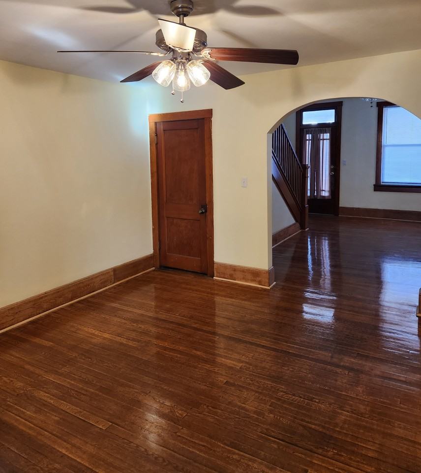 115 W Piedmont St #115 - Photo 4 of 14