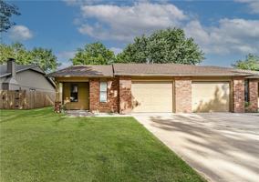 featured image of 1012 Turtle Creek Dr #1