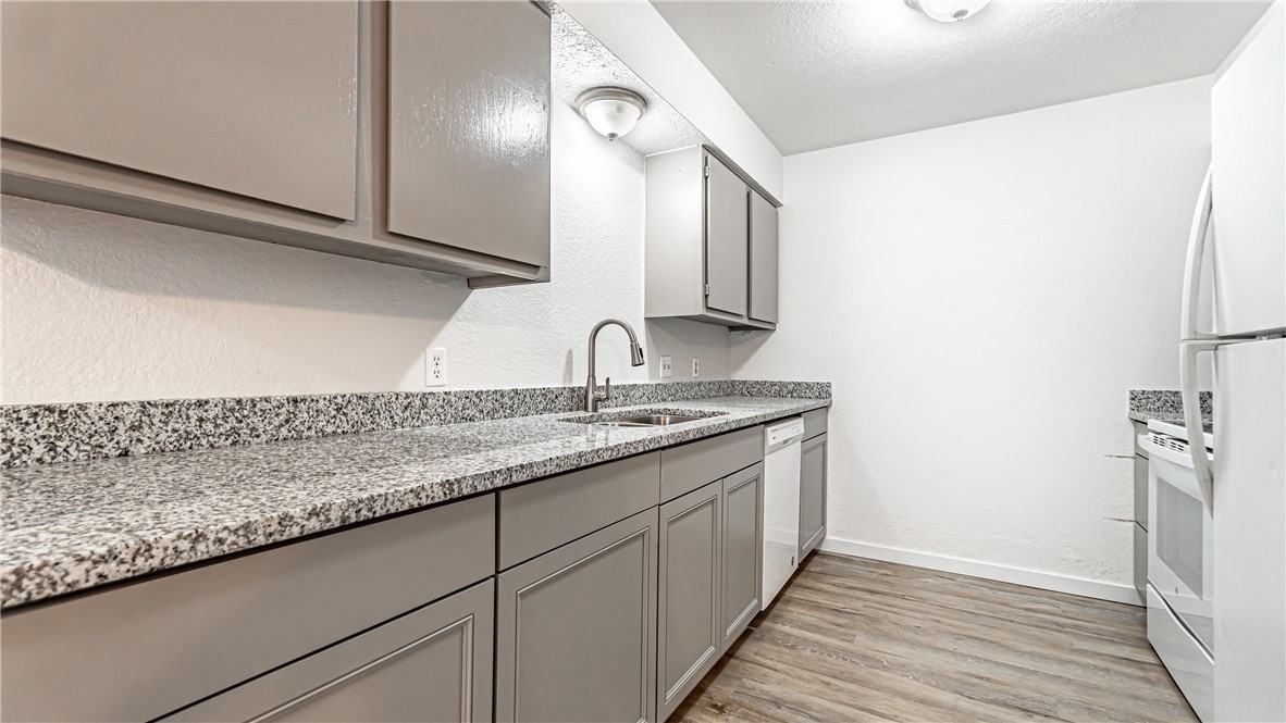 1012 Turtle Creek Dr #NA - Photo 4 of 12